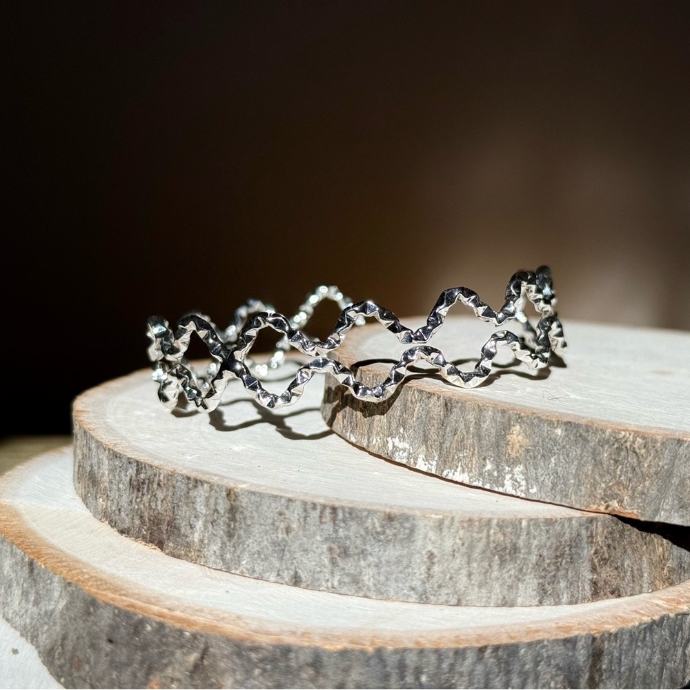 Women's Silver Slip-on Cuff Bracelet, Duel-band Twisted Clover